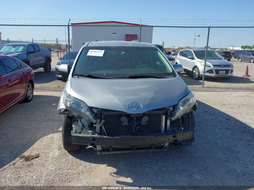 2011 TOYOTA SIENNA VIN: 5TDXK3DC8BS131434