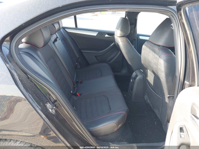 2013 VOLKSWAGEN JETTA VIN: 3VW4S7AJ2DM300120