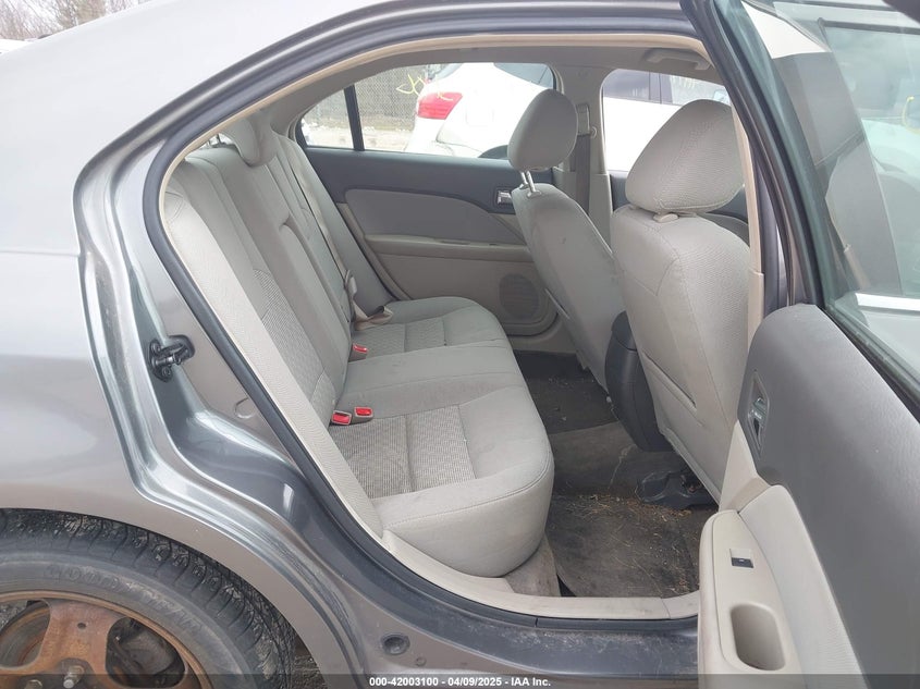 2011 FORD FUSION VIN: 3FAHP0HA6BR104531