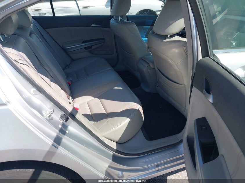 2008 HONDA ACCORD VIN: JHMCP26828C042762