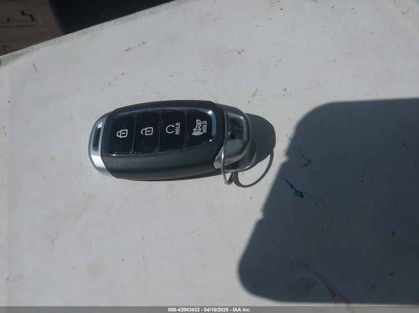 2022 HYUNDAI VENUE VIN: KMHRC8A34NU193027