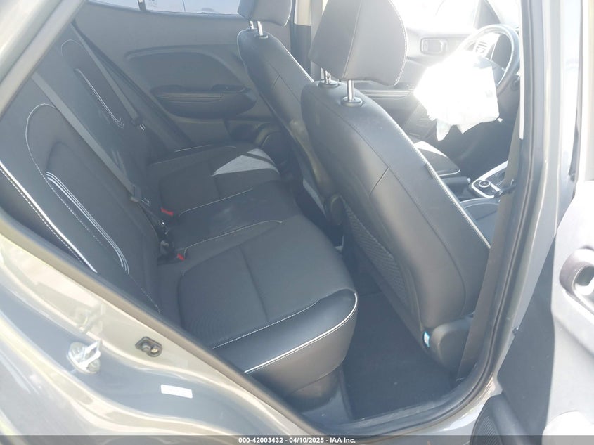 2022 HYUNDAI VENUE VIN: KMHRC8A34NU193027