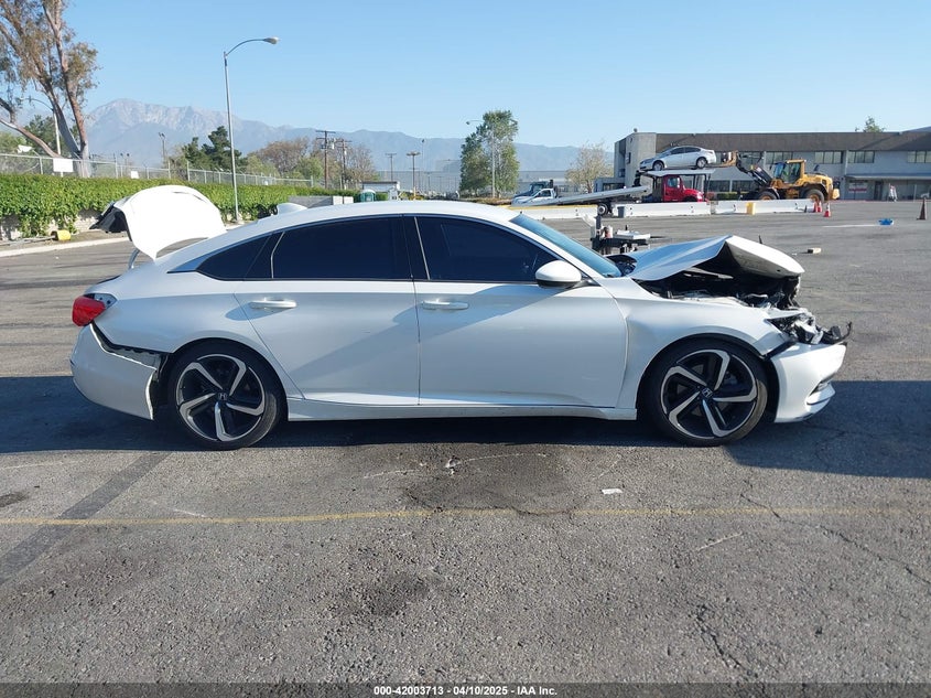 2019 HONDA ACCORD VIN: 1HGCV1F36KA057288