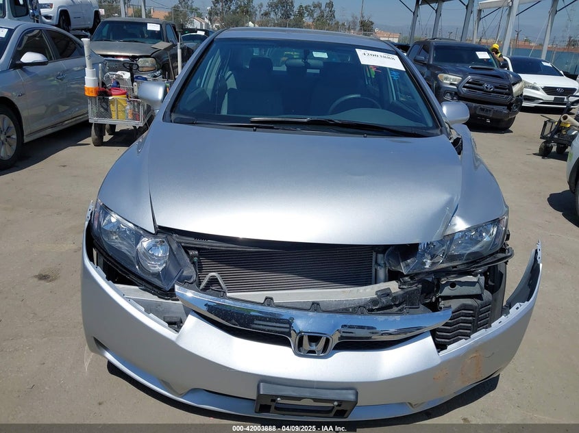 2010 HONDA CIVIC VIN: 19XFA1F54AE031082
