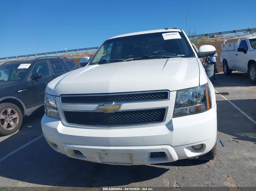 2011 CHEVROLET TAHOE VIN: 1GNSKAE02BR391465