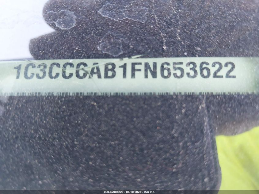 2015 Chrysler 200 Limited VIN: 1C3CCCAB1FN653622 Lot: 43361654