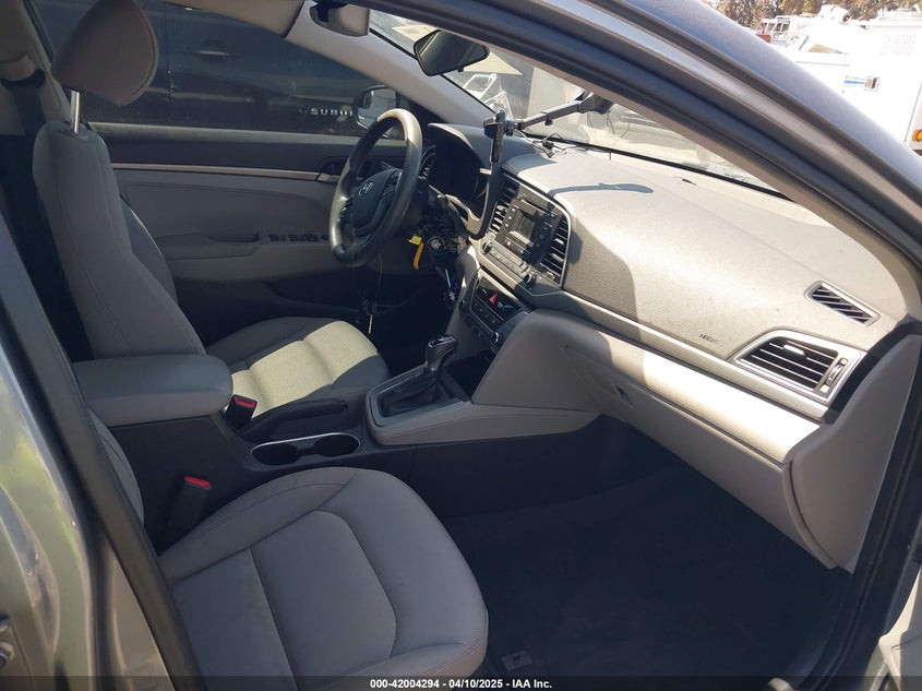 2018 HYUNDAI ELANTRA VIN: KMHD74LFXJU453469