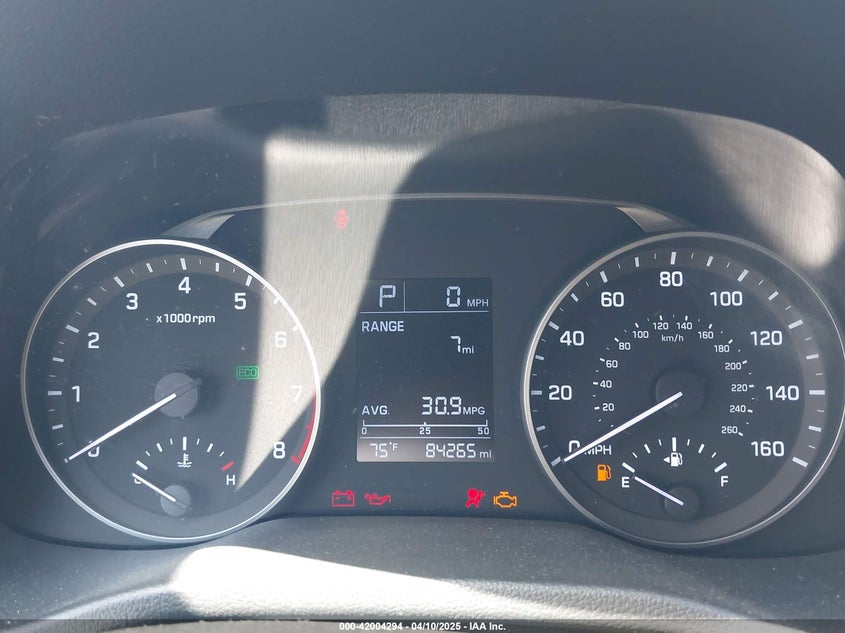 2018 HYUNDAI ELANTRA VIN: KMHD74LFXJU453469