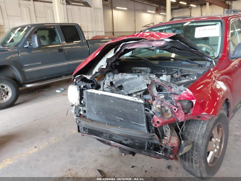 2011 FORD ESCAPE VIN: 1FMCU0DG3BKB80084