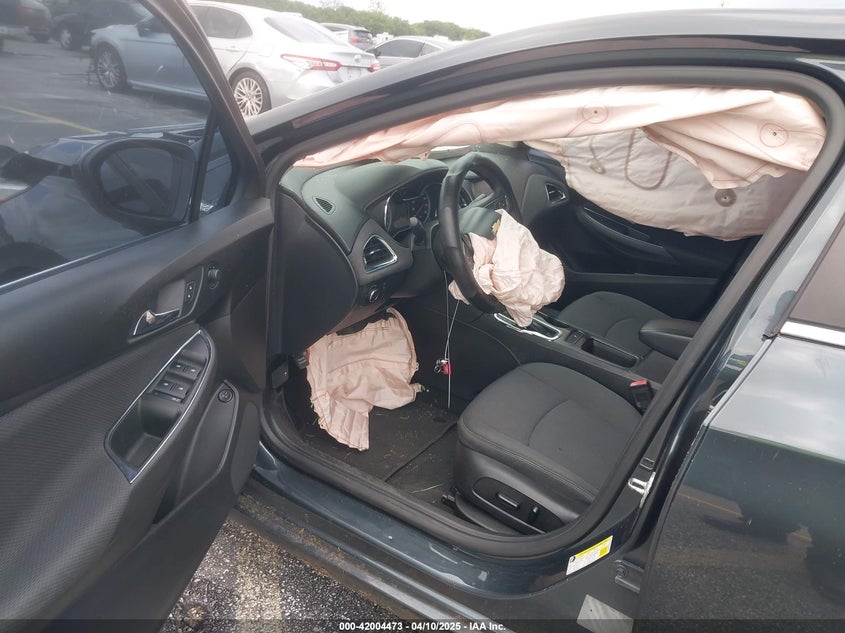 2017 CHEVROLET CRUZE VIN: 3G1BE5SM1HS566186