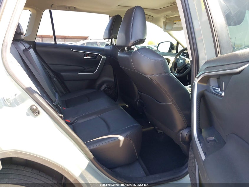 2020 TOYOTA RAV4 VIN: JTMA1RFV7LJ038686