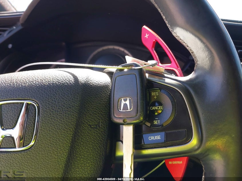 2017 HONDA CIVIC VIN: SHHFK7H41HU204628