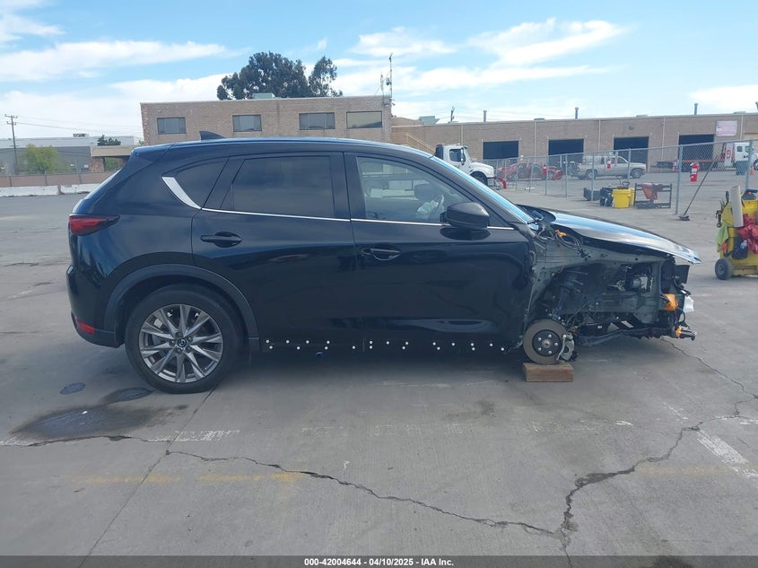 2021 MAZDA CX-5 VIN: JM3KFBDM4M1426197
