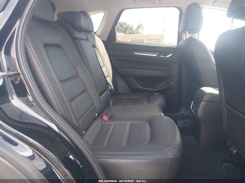 2021 MAZDA CX-5 VIN: JM3KFBDM4M1426197