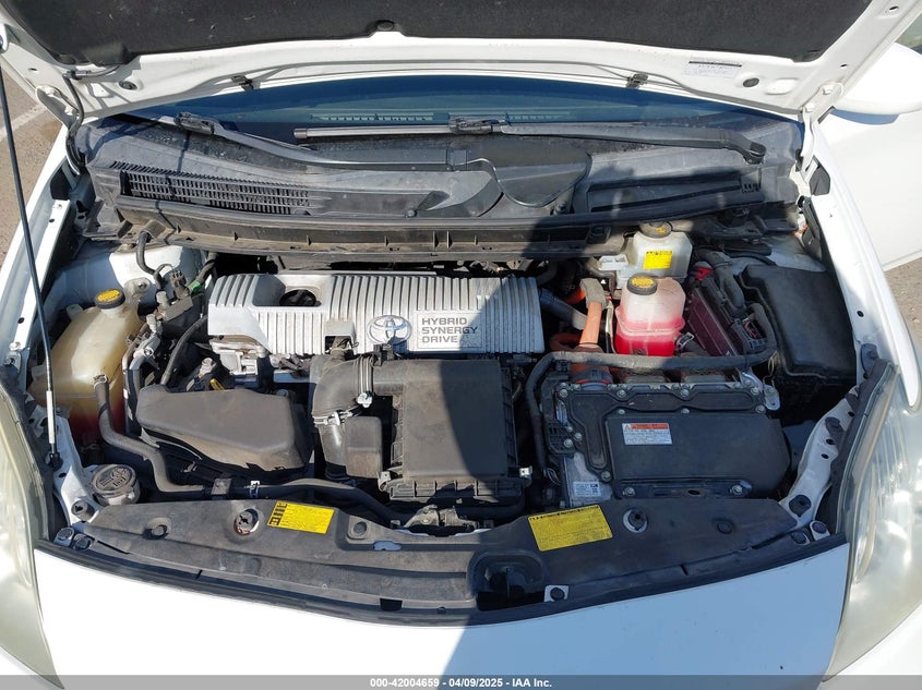 2013 TOYOTA PRIUS VIN: JTDKN3DU7D5646136