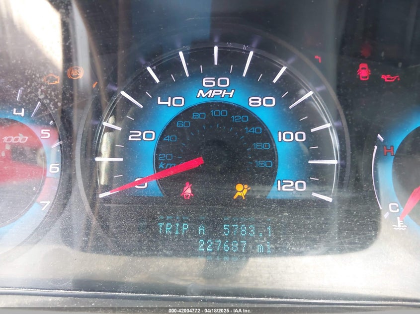 2010 FORD FUSION VIN: 3FAHP0HA0AR352188