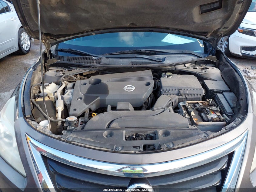 2014 Nissan Altima 2.5 S VIN: 1N4AL3AP0EC131305 Lot: 42004966
