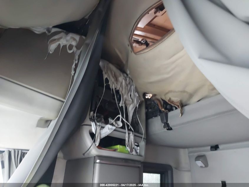 2024 Volvo VNL - 4V4NC9EH5RN641312