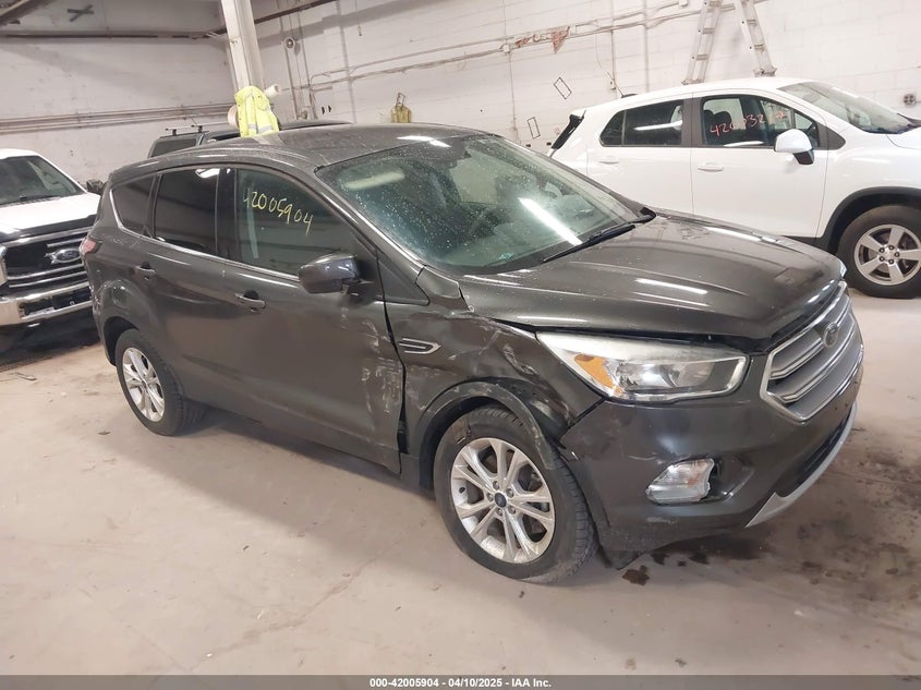 2017 FORD ESCAPE VIN: 1FMCU9G90HUC96633
