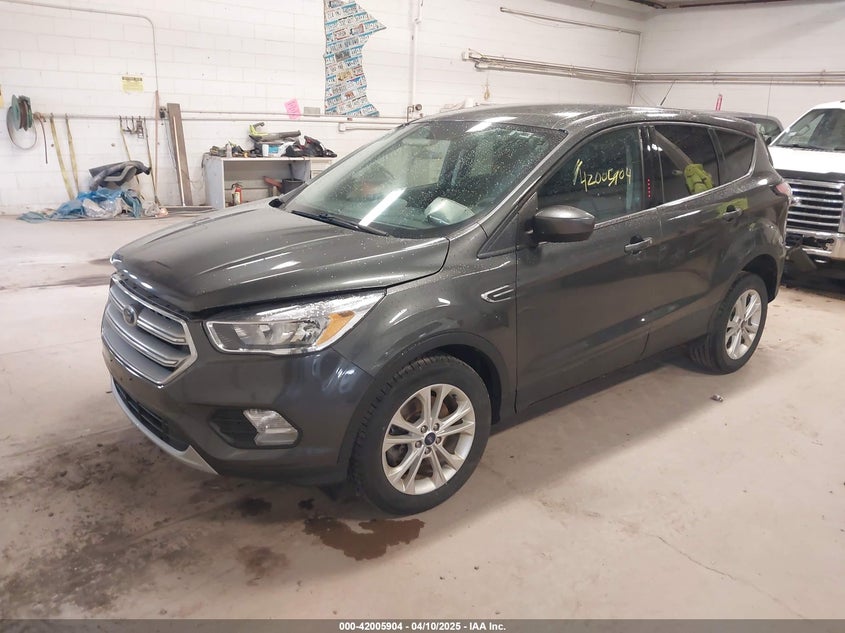 2017 FORD ESCAPE VIN: 1FMCU9G90HUC96633