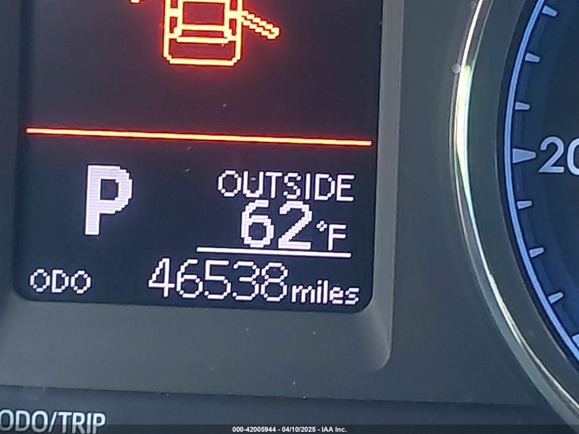 2019 TOYOTA COROLLA LE - 2T1BURHE7KC147006