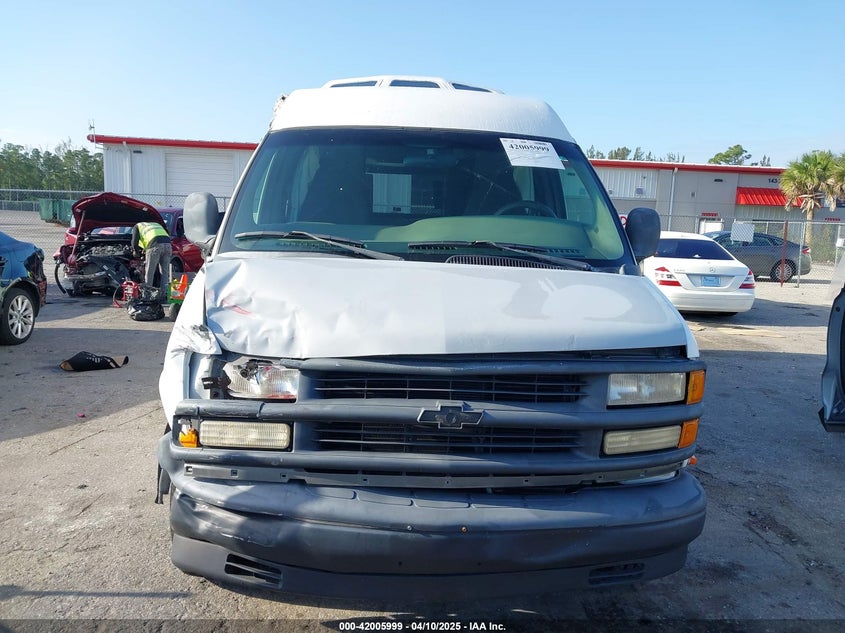 2000 Chevrolet Express Rv Cutaway VIN: 1GBHG31R5Y1208852 Lot: 42005999