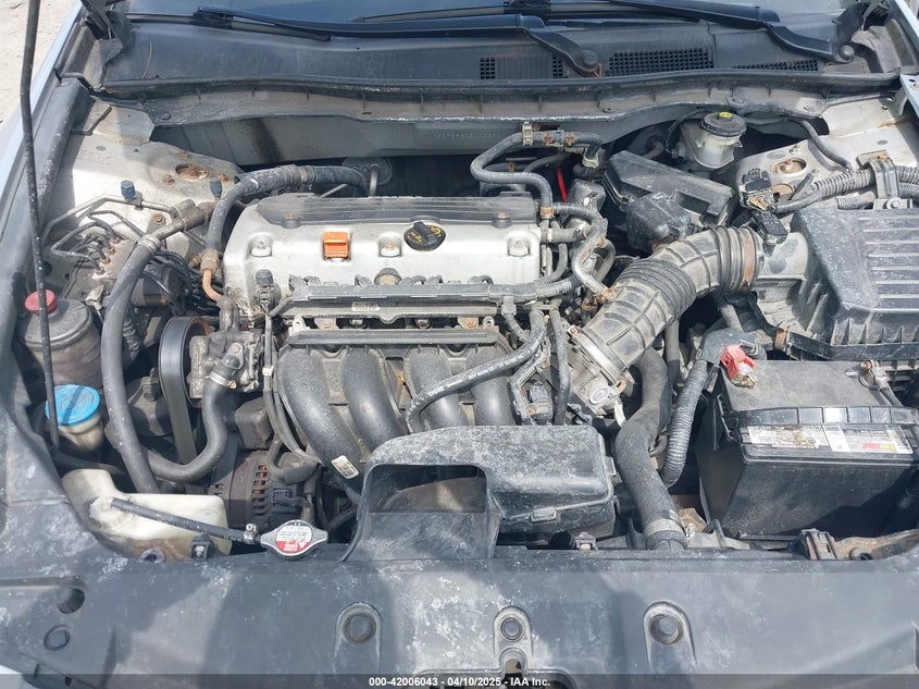 2011 HONDA ACCORD VIN: 1HGCP2F6XBA002627