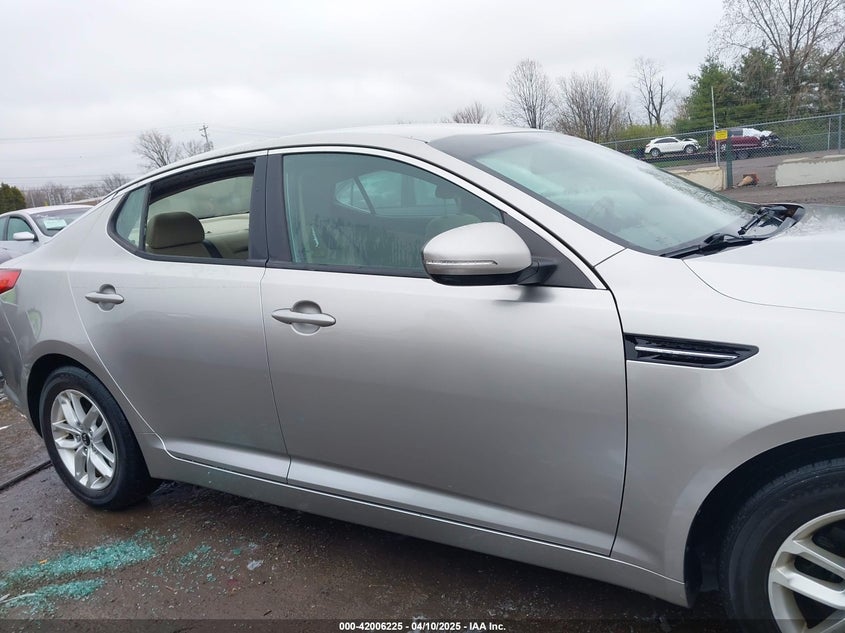 2011 KIA OPTIMA VIN: KNAGM4A76B5146718