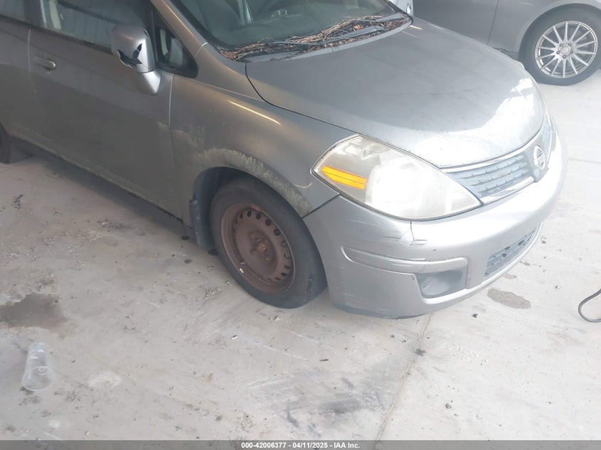 2009 Nissan Versa 1.8S VIN: 3N1BC13EX9L388080 Lot: 42006377