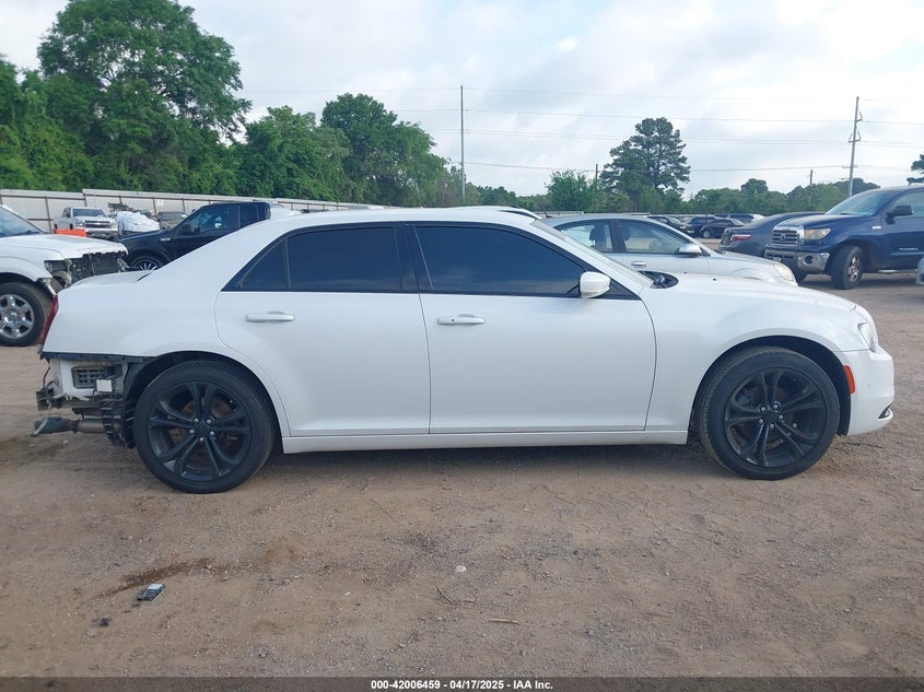 2015 CHRYSLER 300 LIMITED - 2C3CCAAG3FH756467