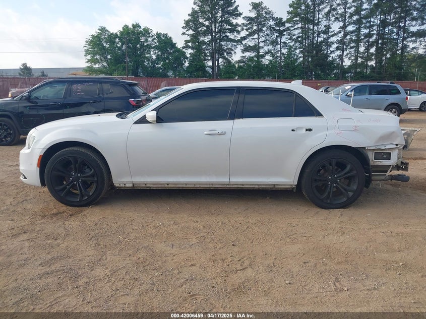 2015 CHRYSLER 300 LIMITED - 2C3CCAAG3FH756467