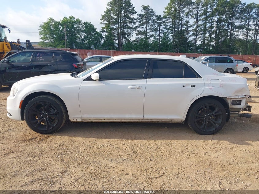2015 CHRYSLER 300 LIMITED - 2C3CCAAG3FH756467