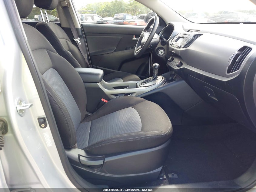 2016 KIA SPORTAGE LX - KNDPB3AC3G7858390