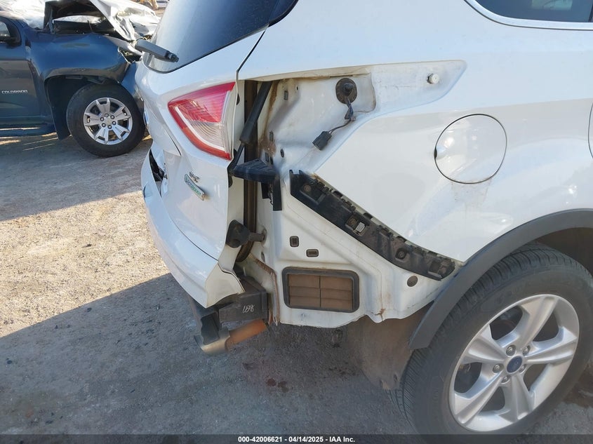 2016 FORD ESCAPE VIN: 1FMCU0GX6GUB62475