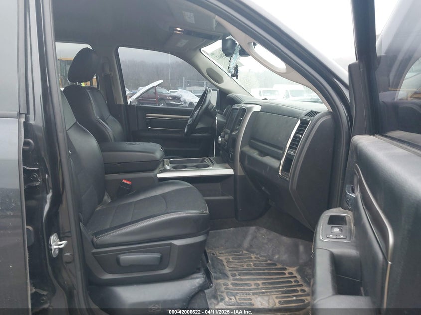 2016 RAM 1500 SPORT - 1C6RR7MTXGS211299