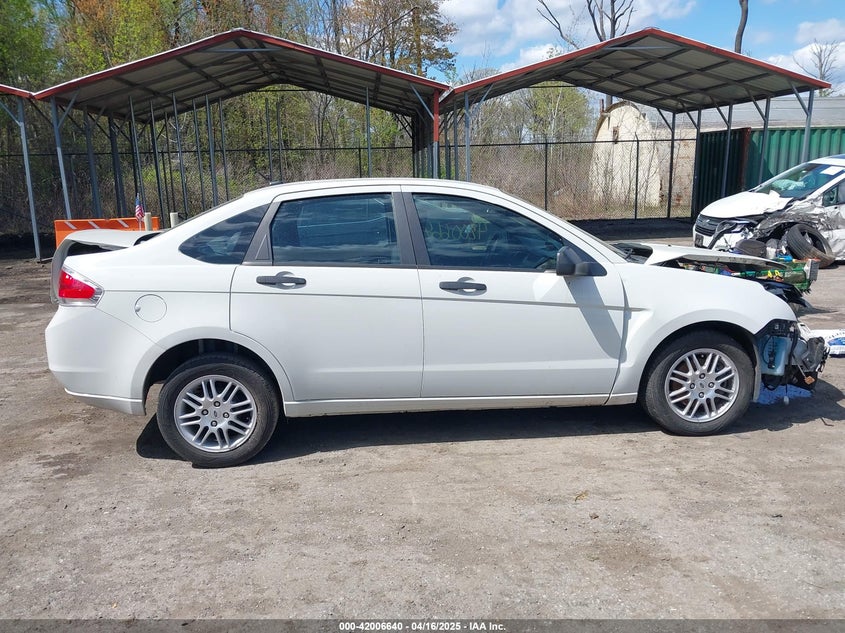 2011 FORD FOCUS VIN: 1FAHP3FN2BW100531