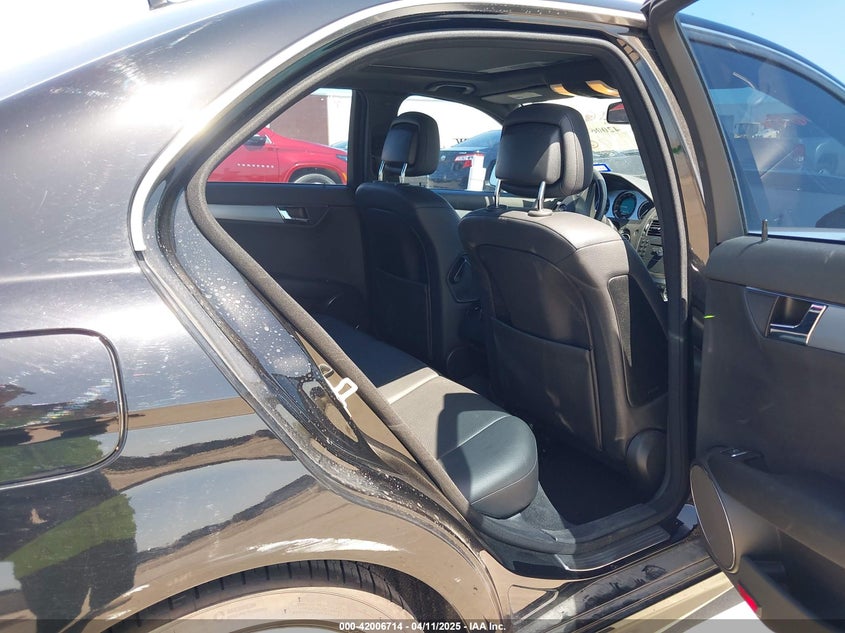 2008 Mercedes-Benz C 300 Luxury/Sport VIN: WDDGF54X18F103783 Lot: 42006714