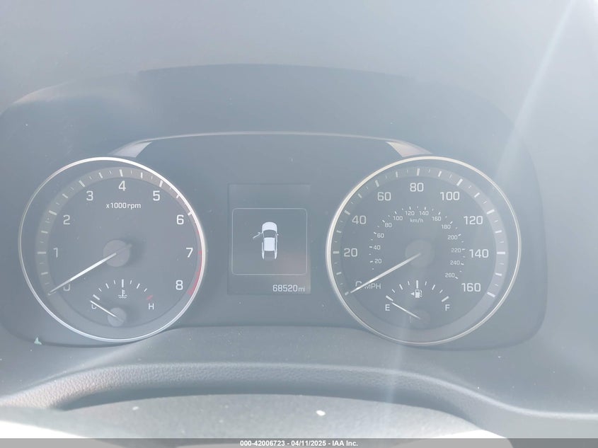 2018 HYUNDAI ELANTRA VIN: KMHD84LF2JU665926