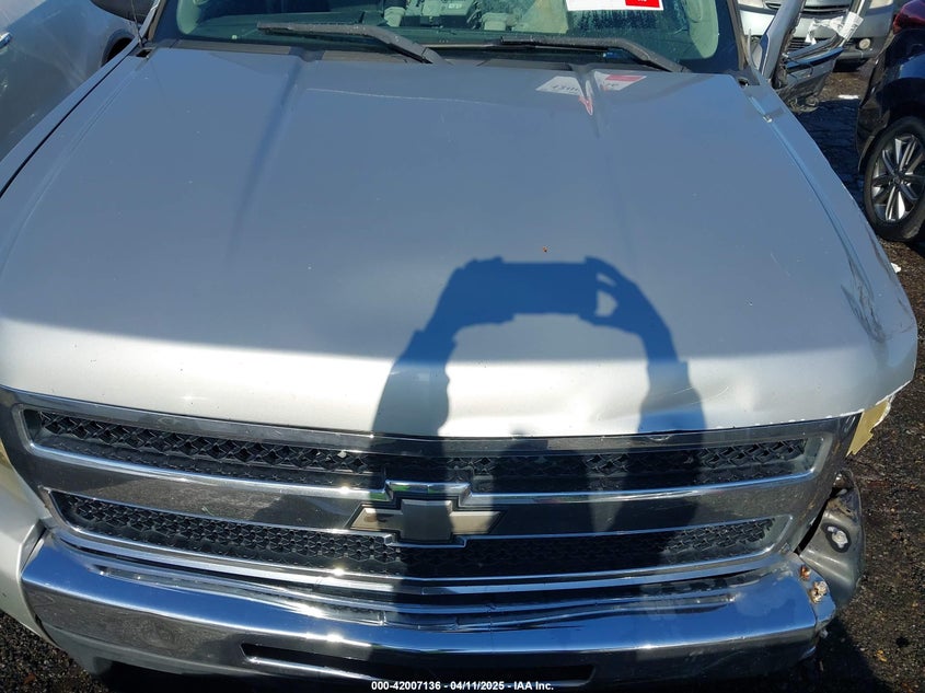 2011 CHEVROLET SILVERADO VIN: 3GCPCSE01BG247679
