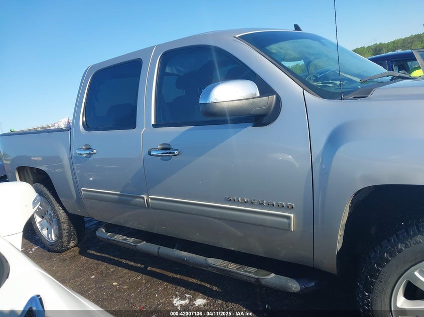 2011 CHEVROLET SILVERADO VIN: 3GCPCSE01BG247679