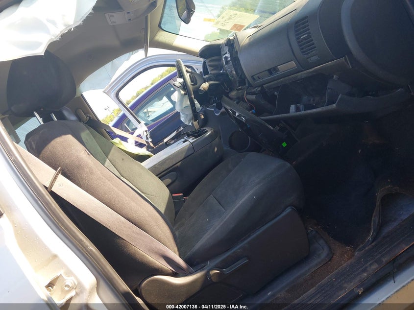 2011 CHEVROLET SILVERADO VIN: 3GCPCSE01BG247679