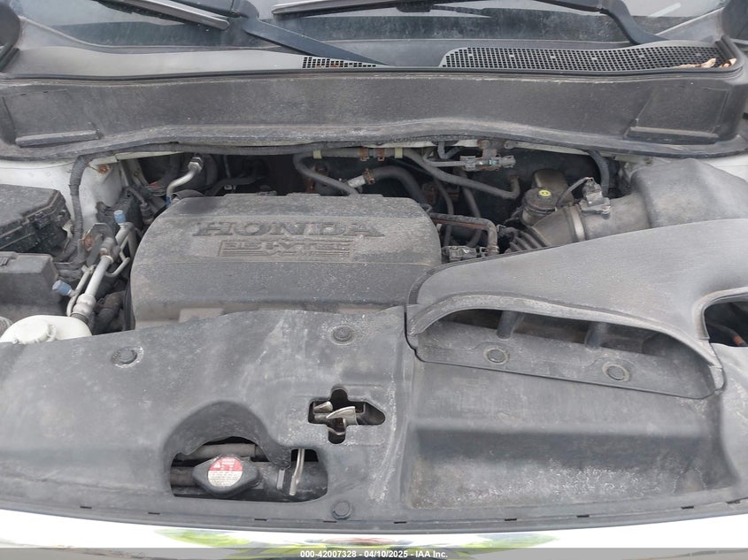 2011 HONDA PILOT VIN: 5FNYF3H95BB044134