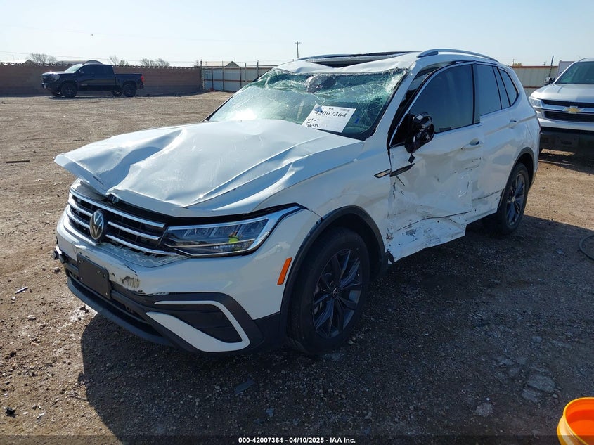 VIN 3VV2B7AX2NM010932 2022 VOLKSWAGEN TIGUAN 2.0T SE