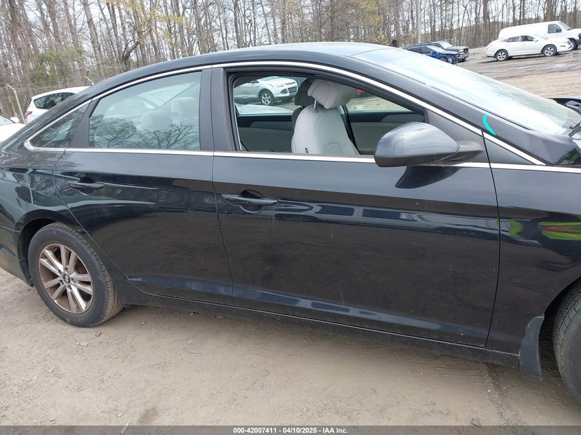 2017 HYUNDAI SONATA SE - 5NPE24AF9HH451114