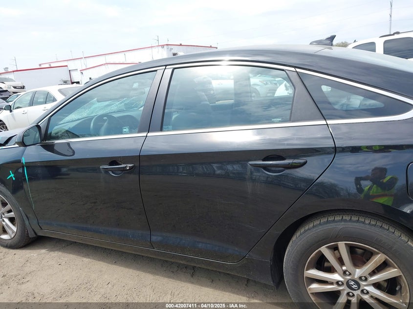 2017 HYUNDAI SONATA SE - 5NPE24AF9HH451114