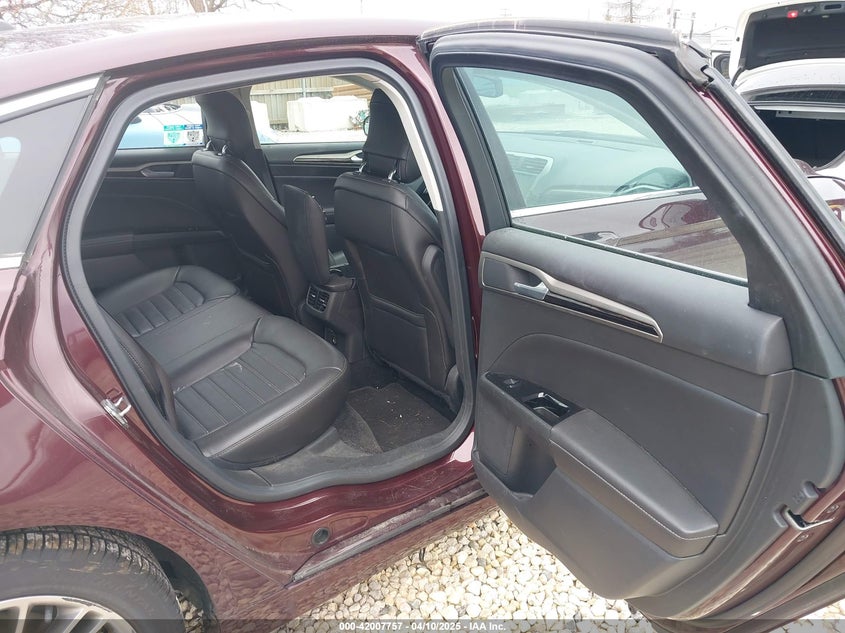 2013 FORD FUSION VIN: 3FA6P0HR3DR272210