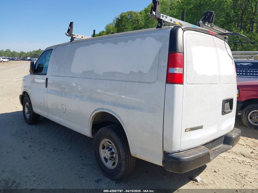 2021 CHEVROLET EXPRESS CARGO RWD 2500 REGULAR WHEELBASE WT - 1GCWGAFP2M1262456