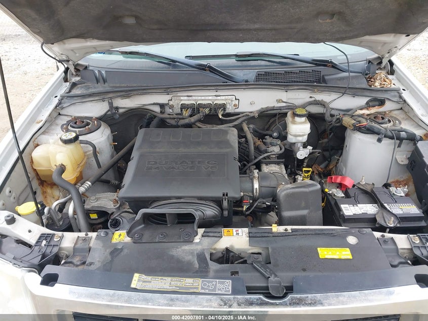 2011 FORD ESCAPE VIN: 1FMCU9EG6BKA51405