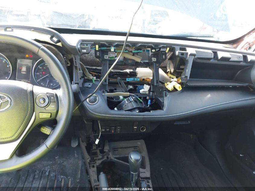 2018 Toyota Rav4 Xle VIN: 2T3RFREV8JW780311 Lot: 42008052