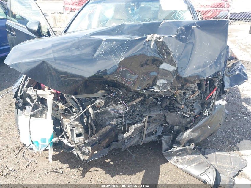2014 LEXUS ES 300H VIN: JTHBW1GG5E2066621